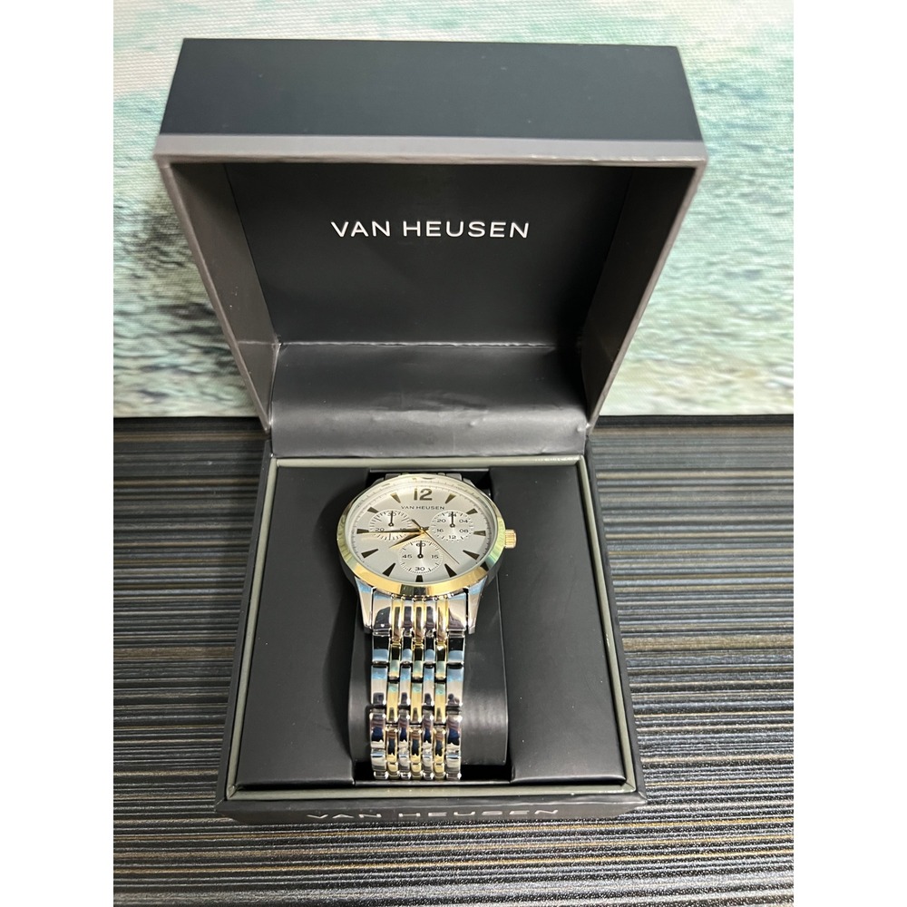 🎁Van Heusen Mens Two Tone Silver Gold Chronograph Style Watch with Box